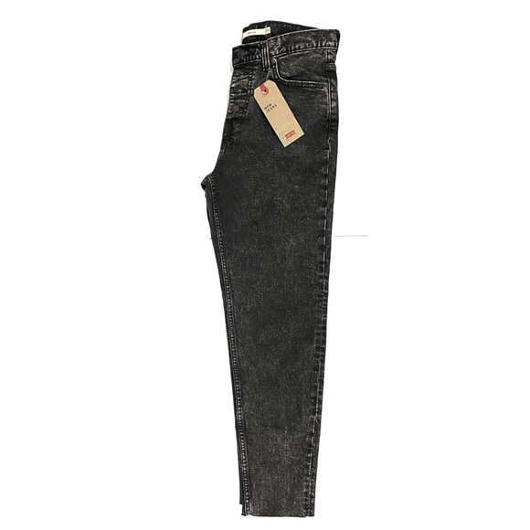 LEVI’S EXPOSED BUTTON MOM JEANS - Picture 4 of 13